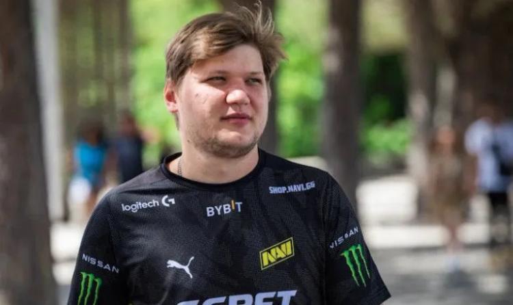 s1mple geht hart ins Fitnessstudio: CS-Legende bereitet sich auf sein großes Comeback vor