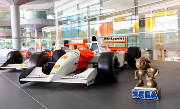McLaren x Sonic ist mehr als nur ein Markenzeichen - es ist ein Moment, in dem sich der Kreis in der Geschwindigkeitskultur schließt