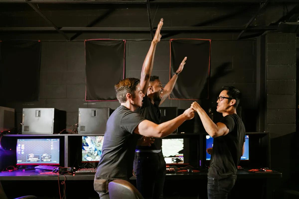 Esports World Cup 2025: Team Falcons sichert sich 7-Millionen-Bonus