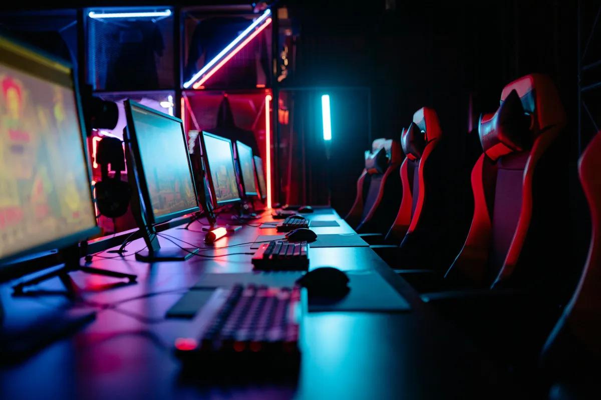Wie du dein digitales Imperium im E-Sport wetterfest machst