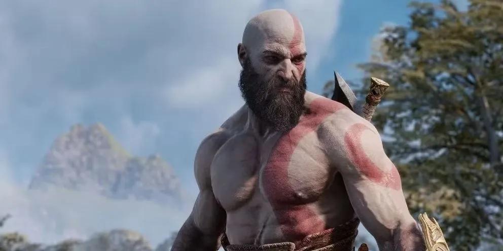 Kratos' Darsteller verrät seine Beteiligung am nächsten Spiel des Santa Monica Studios