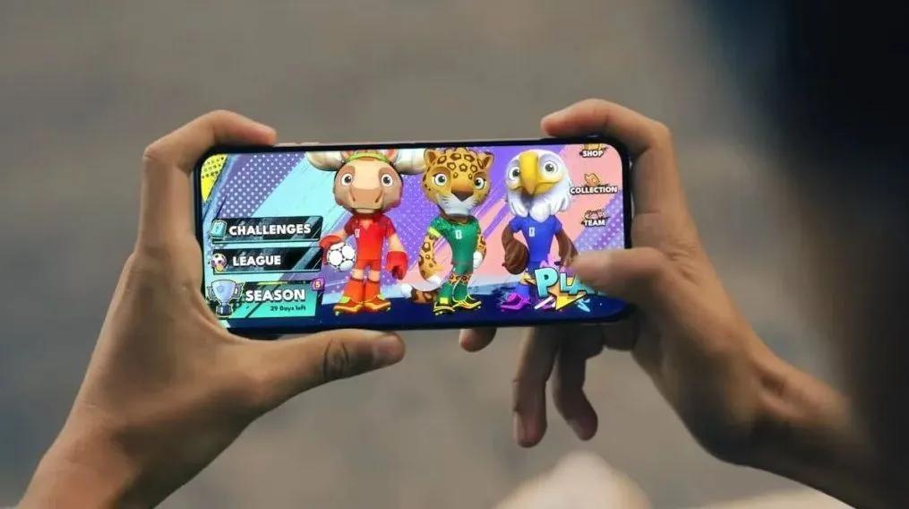 Motorola wird offizieller Smartphone-Partner von FIFA Heroes
