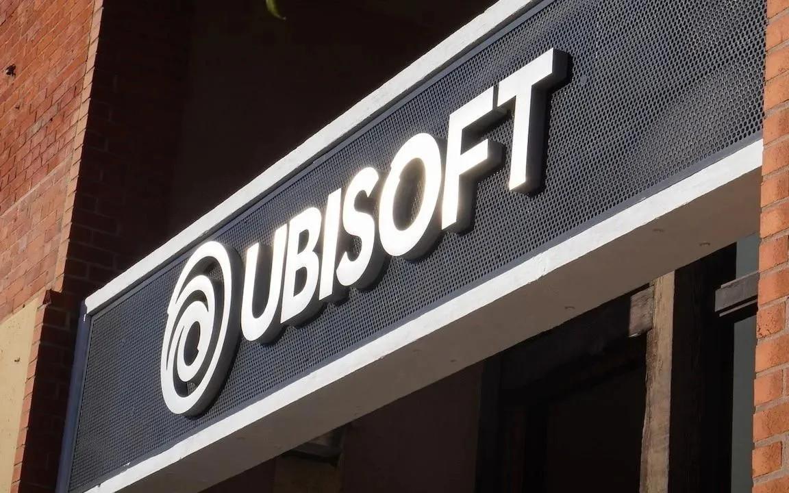 Ubisoft verbucht 2025 einen Verlust von 1,3 Milliarden Euro, der Aktienkurs fällt um 16 % und eine Erholung wird erst 2027 erwartet.