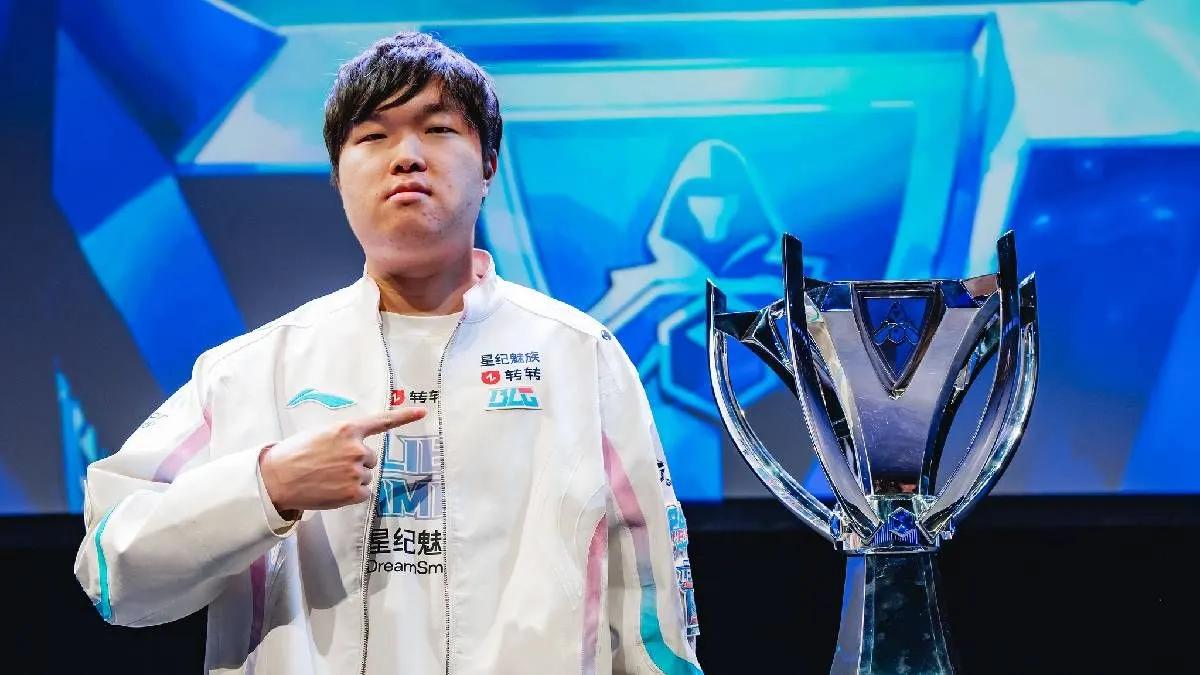 BLG Star Bin muss über 22.000 Dollar Strafe zahlen, weil er sich weigerte, Fans bei der LPL-Veranstaltung ein High-Five zu geben