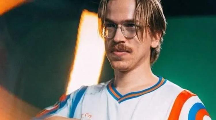OG deutet mit der Bekanntgabe eines neuen Dota-2-Kaders die Rückkehr von Topson an