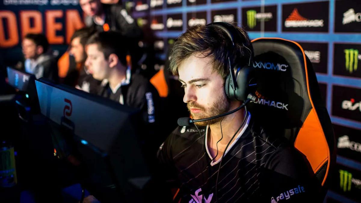 NBK- ersetzt Falcons Esports