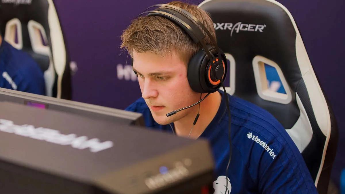 k0 nfig hat offiziell einen Kampf in einem Nachtclub in Malta bestätigt