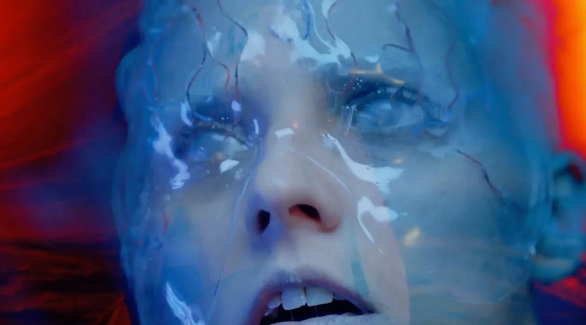 Sleep Awake Rezension durch eine Stadt, die sich weigert zu schlafen