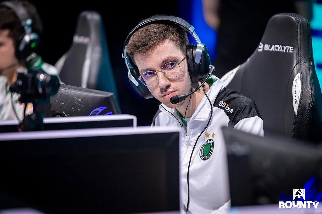 Änderungen im Team Falcons: karrigan ersetzt kyxsan