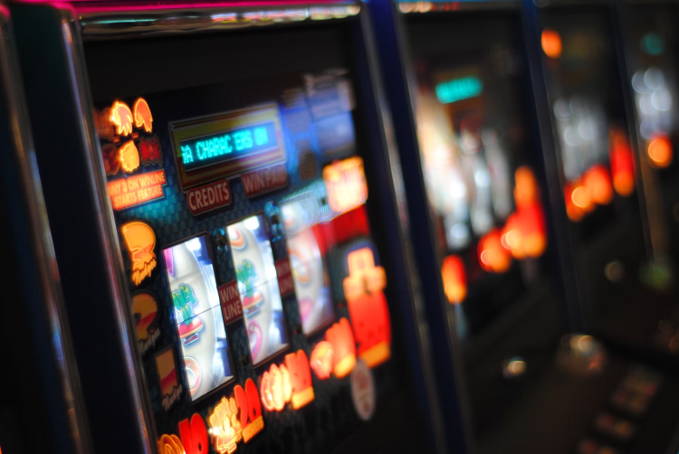 Spin, Win, Repeat: Why Slots Are More Fun in 2025 1