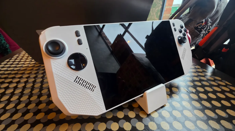 MSIs Claw A8 BZ2EM landet zwischen den Konkurrenten, ohne das Feld zu verändern 2